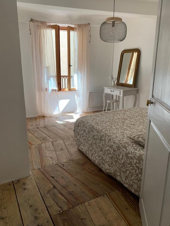 Maison Familiale Des Remparts Colmars Eksteriør billede