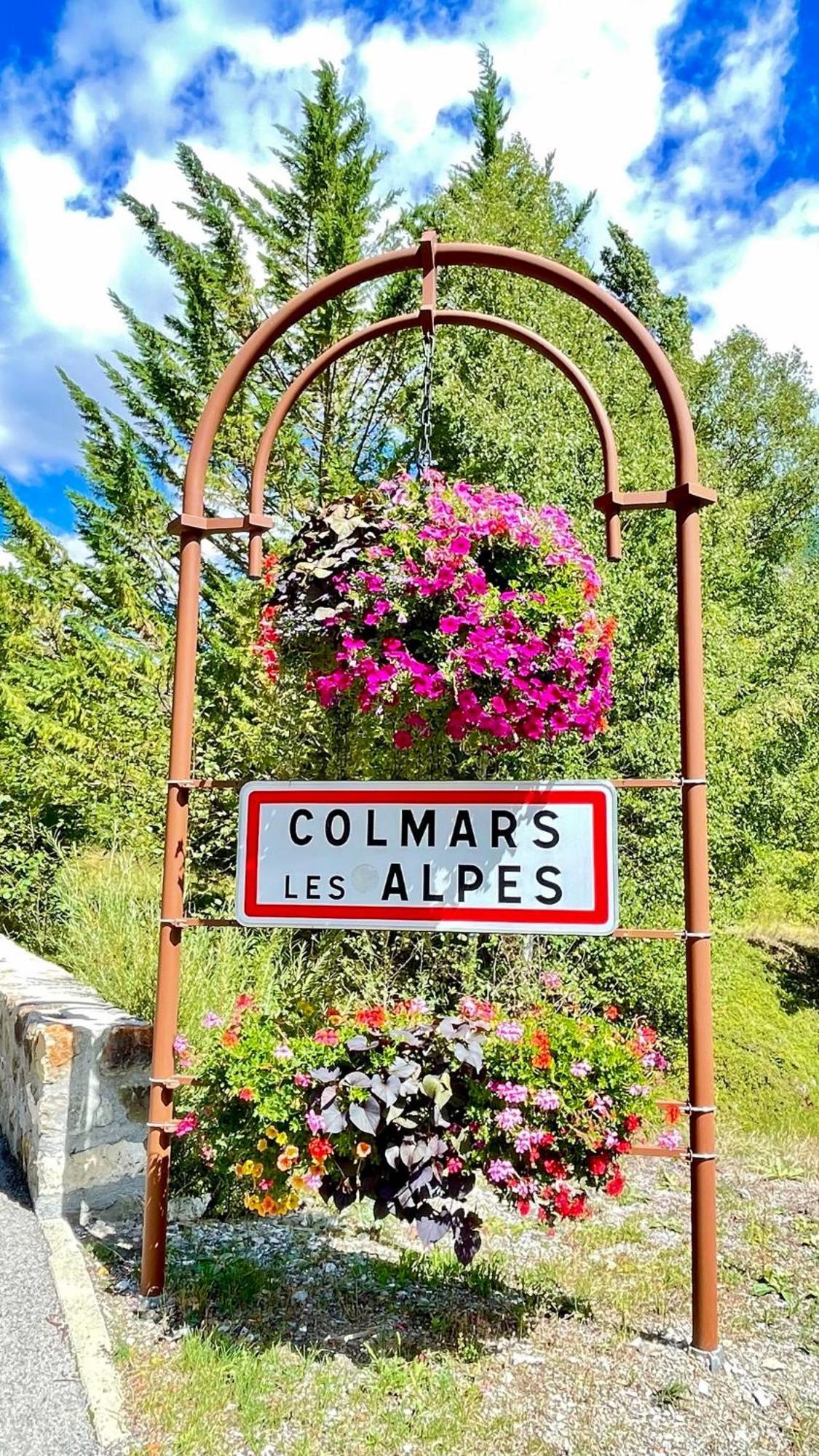 Maison Familiale Des Remparts Colmars Eksteriør billede